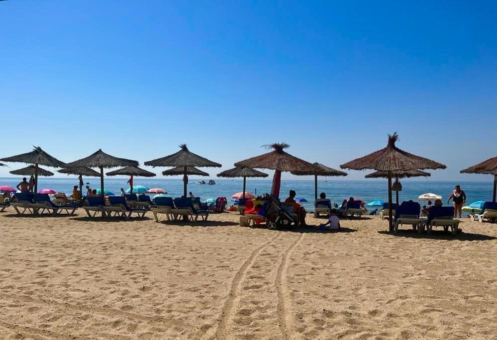 Tolles Ferienhaus Mit Sonnenterrasse Direkt Am Meer Isla Cristina Bagian luar foto